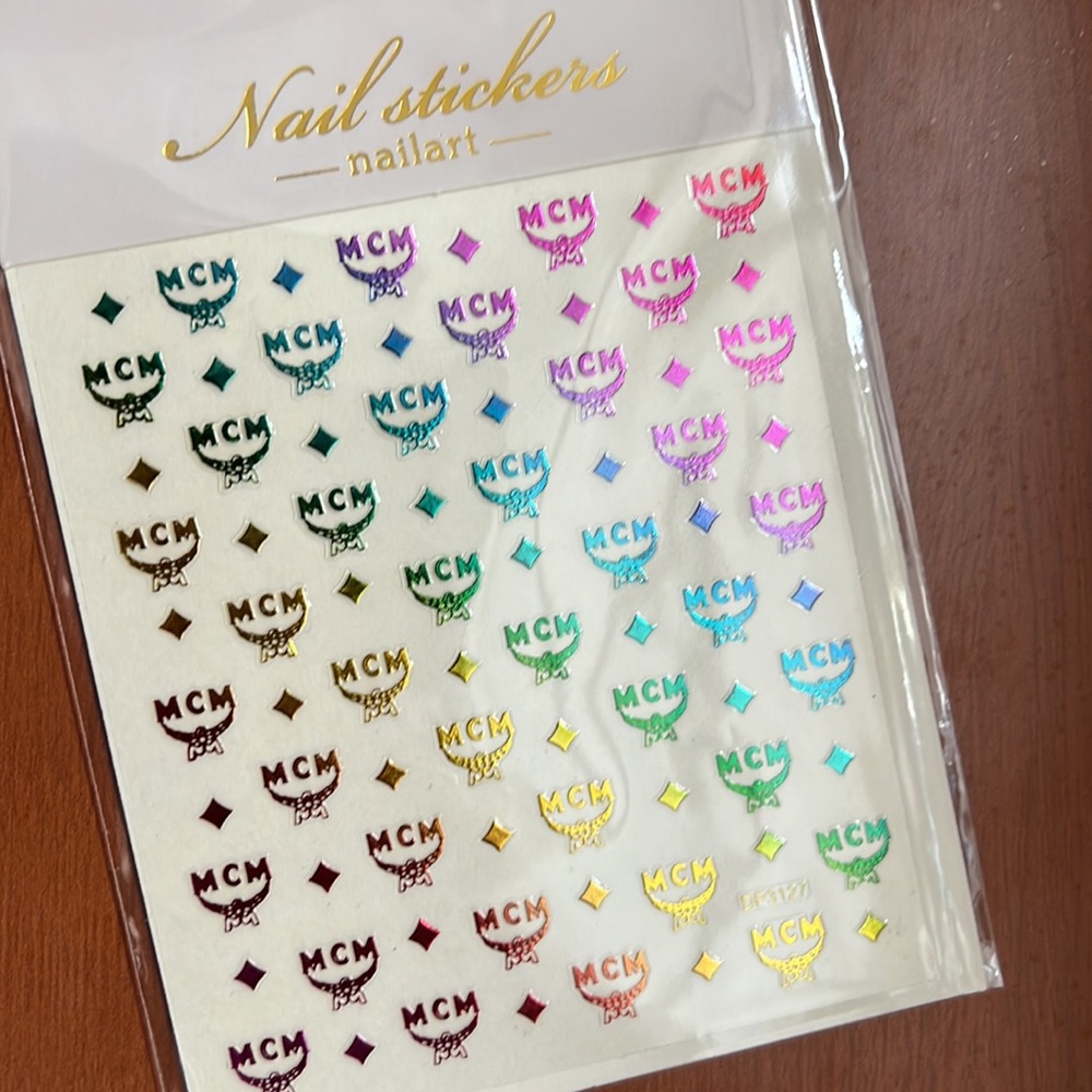 LUXURY NAIL STICKERS